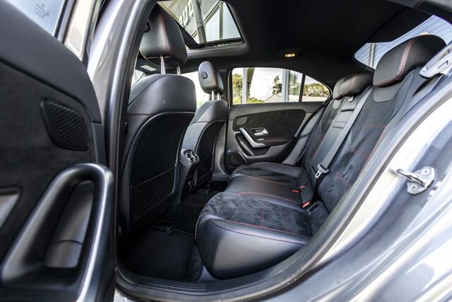 Mercedes-Benz A-KLASSE 180 Business Solution AMG | Pano | Memory | Camera