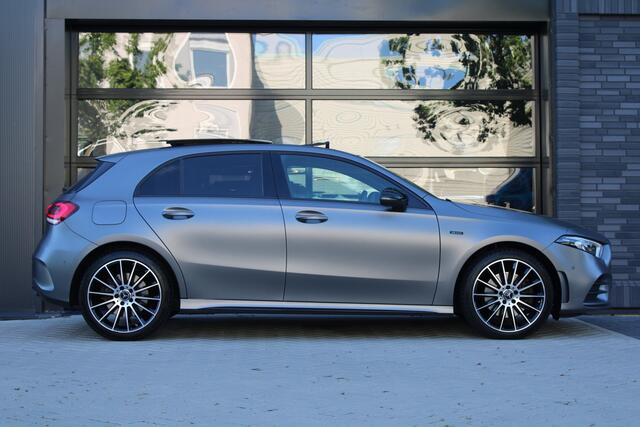 Mercedes-Benz A-KLASSE 250 e Premium | PANO | BURMESTER | 360 | MAGNO | SFEER | CARPLAY | DODE HOEK |