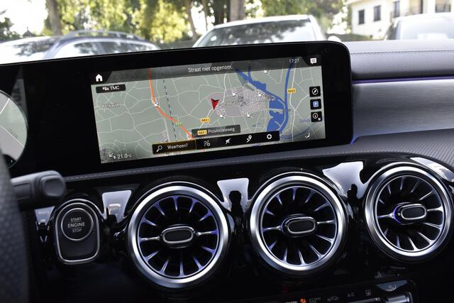 Mercedes-Benz A-KLASSE 250 e AMG Line Distronic Mercedes-Benz A-klasse 250 e AMG Line