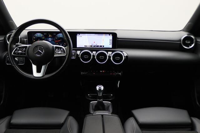Mercedes-Benz A-KLASSE 160 Business Solution AMG