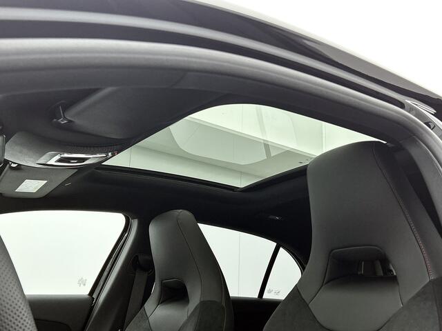Mercedes-Benz A-KLASSE 250 e Business Solution AMG | Nightpakket | Parkeerpakket met achteruitrijcamera | KEYLESS GO | Sfeerverlichting | MULTIBEAM LED | Stoelverwarming voor | Spiegelpakket | Extra USB-poorten |
