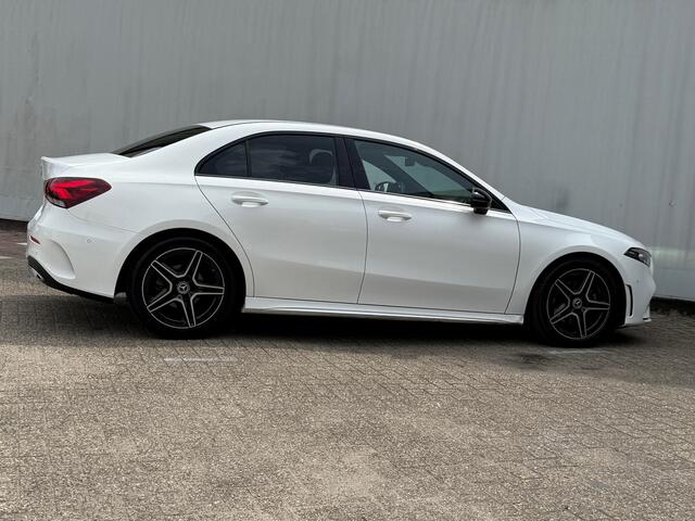 Mercedes-Benz A-KLASSE 180 Business Solution AMG/ Sfeerverl.