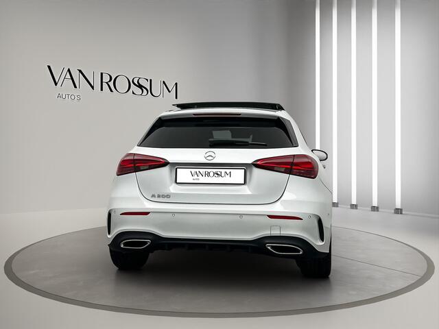 Mercedes-Benz A-KLASSE 200 AMG Premium Pano ACC Sfeer Camera