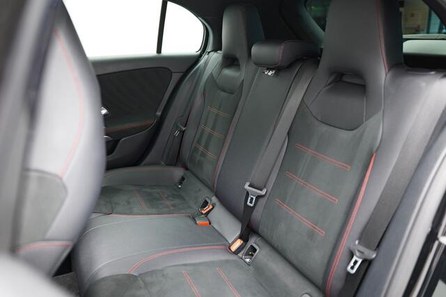 Mercedes-Benz A-KLASSE 200 Business Solution AMG |Pano|Camera|Carplay|