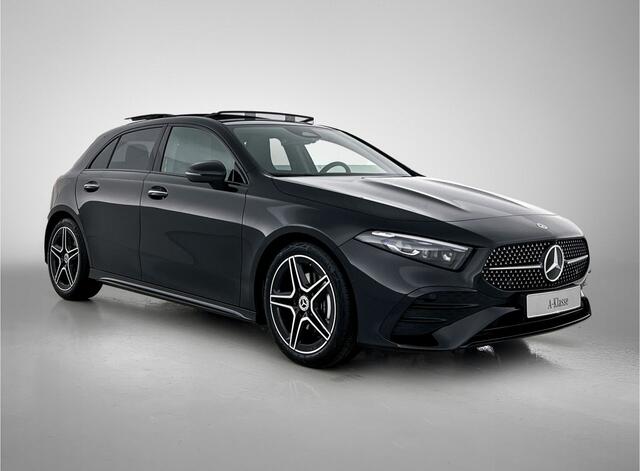 Mercedes-Benz A-KLASSE 180 Business Solution AMG | Nightpakket | Parkeerpakket met achteruitrijcamera | KEYLESS GO | Sfeerverlichting | MULTIBEAM LED | Extra USB-poorten | Verwarmde stoelen vooraan | Spiegelpakket |