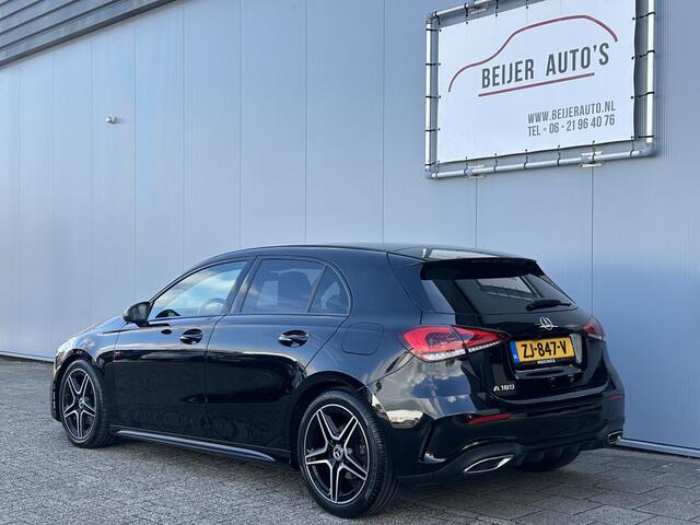 Mercedes-Benz A-KLASSE 180 Business Solution AMG Carplay.