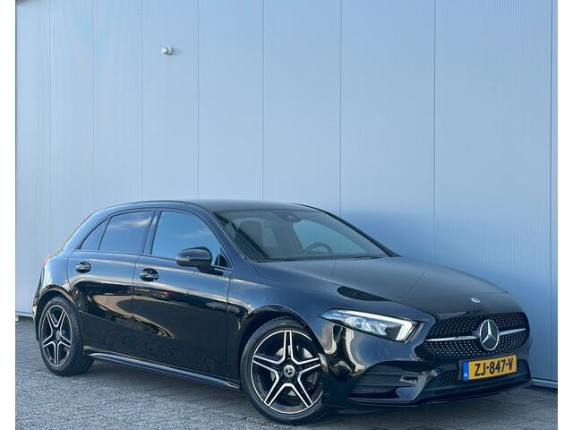 Mercedes-Benz A-KLASSE 180 Business Solution AMG Carplay.