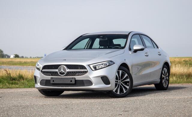 Mercedes-Benz A-KLASSE A-Klasse Limousine A-Klasse Limousine A 250 e ( AUTOMAAT / LEDER / CRUISE CONTROLE / CAMERA / CARPLAY