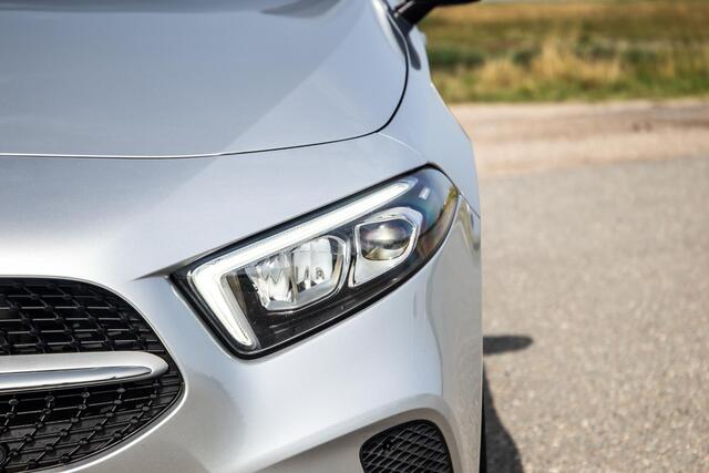 Mercedes-Benz A-KLASSE A-Klasse Limousine A-Klasse Limousine A 250 e ( AUTOMAAT / LEDER / CRUISE CONTROLE / CAMERA / CARPLAY