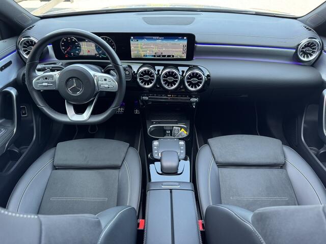 Mercedes-Benz A-KLASSE 250 e AMG Pano Sfeer Night Camera