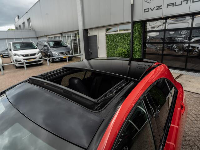 Mercedes-Benz A-KLASSE 200 AMG Sport Edition | Pano | 18" LMV | PDC |