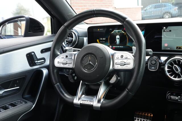 Mercedes-Benz A-KLASSE AMG 35 4MATIC 306PK Panoramadak/Performance Seats/ Aero Pack