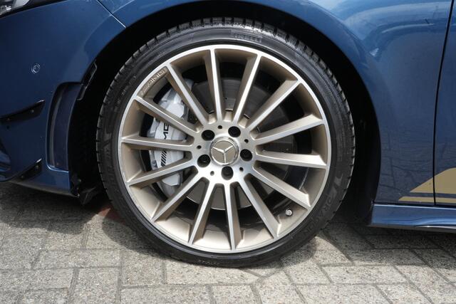 Mercedes-Benz A-KLASSE AMG 35 4MATIC 306PK Panoramadak/Performance Seats/ Aero Pack