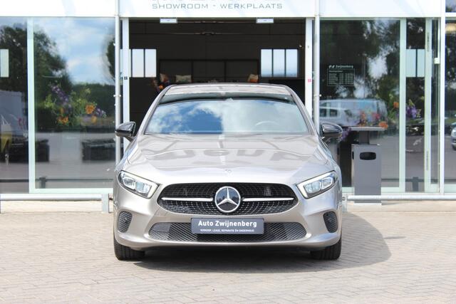 Mercedes-Benz A-KLASSE 180 | Cruise | Stoelver | Camera