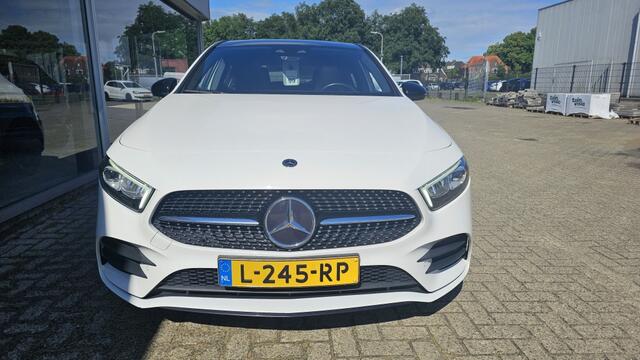 Mercedes-Benz A-KLASSE 180 Bns Solution AMG