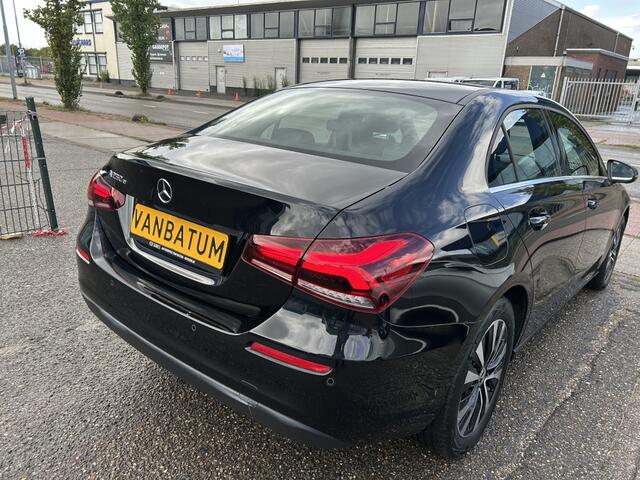 Mercedes-Benz A-KLASSE 250 e Business Line
