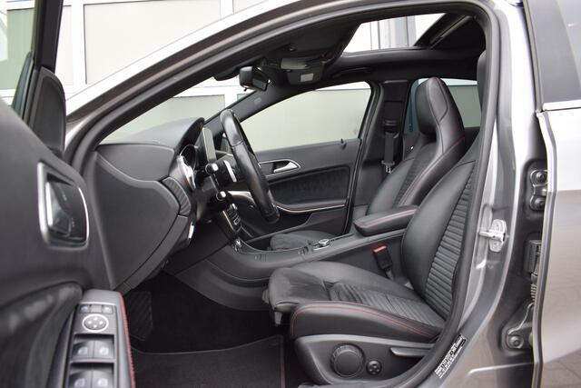 Mercedes-Benz A-KLASSE 180 AMG pakket Pano | Flippers | Camera | Stoelverwarming
