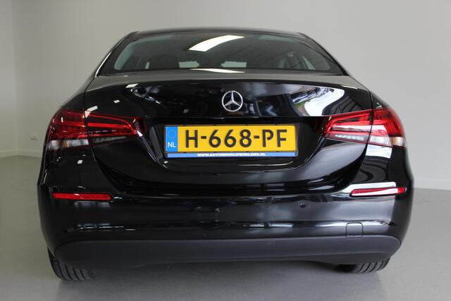 Mercedes-Benz A-KLASSE 180 | NL-AUTO+N.A.P! | CAMERA | CRUISE | ELEK-RAMEN | CPV | MEDIA/TEL | KEYLESS |