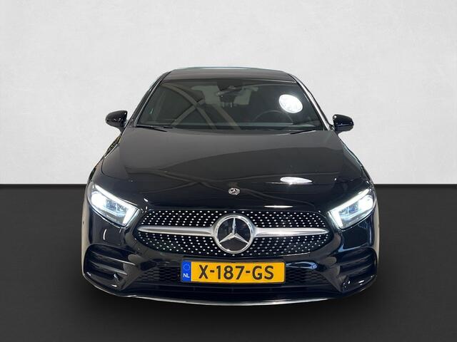 Mercedes-Benz A-KLASSE 250 e Premium AMG / PANO / CAMERA / CRUISE / 19'' / LEER / STOELVERW