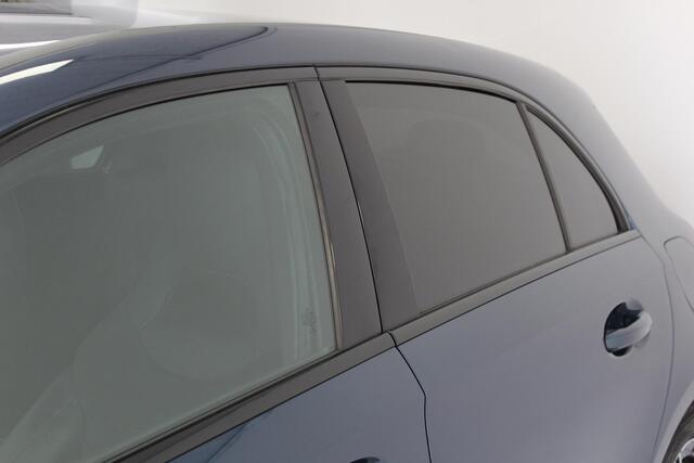 Mercedes-Benz A-KLASSE 180 Business Solution AMG | 18'LMV | SFEER | PDC-V/A | CAMERA | CARPLAY | CLIMA | NAVI | D-GLAS | KEYLESS |