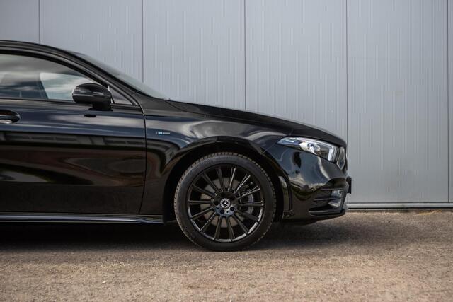 Mercedes-Benz A-KLASSE 250 e Business Solution AMG Limited