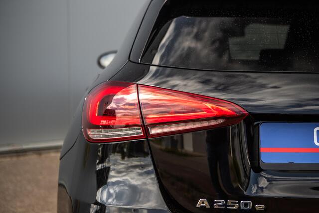 Mercedes-Benz A-KLASSE 250 e Business Solution AMG Limited