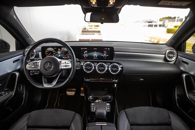 Mercedes-Benz A-KLASSE 250 e Business Solution AMG Limited