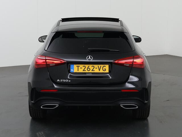 Mercedes-Benz A-KLASSE 250 e AMG Line | Panoramadak | Night | Multibeam | 360 graden camera | Headup display |