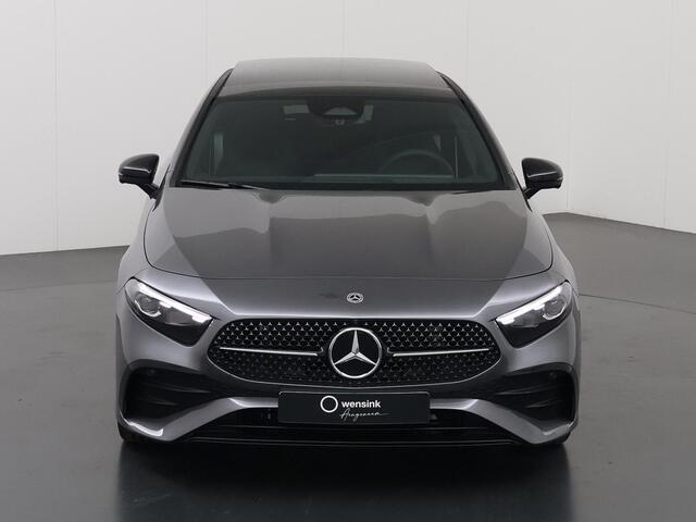 Mercedes-Benz A-KLASSE 180 Business Solution AMG | Panoramaschuifdak | AMG Line Plus | Night | Head-up display | Dodehoekassisten