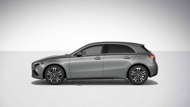 Mercedes-Benz A-KLASSE 180 Star Edition Luxury Line | Achteruitrijcamera | LED-koplampen | Dodehoekassistent