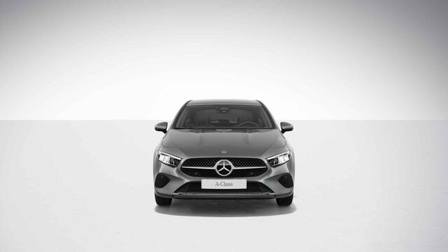 Mercedes-Benz A-KLASSE 180 Star Edition Luxury Line | Achteruitrijcamera | LED-koplampen | Dodehoekassistent