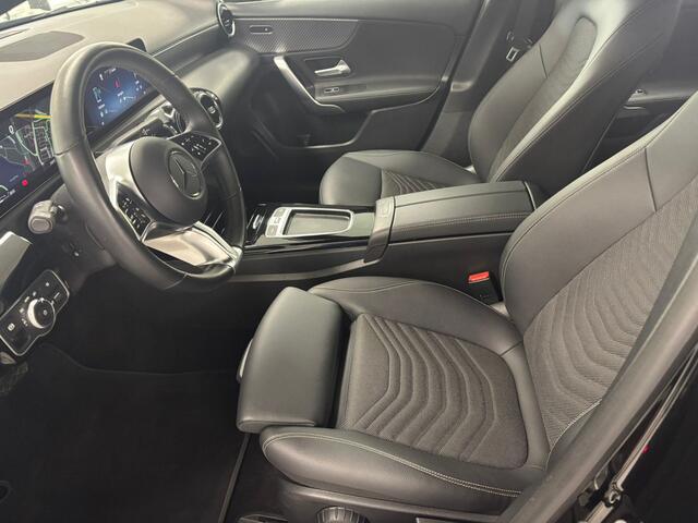 Mercedes-Benz A-KLASSE 180 Business Line Led Camera Parctronic