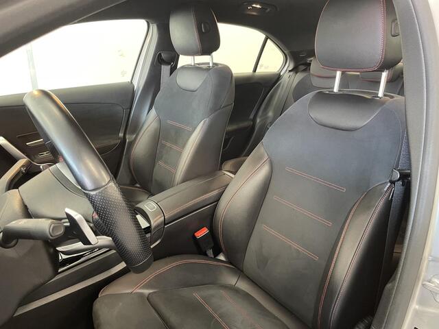 Mercedes-Benz A-KLASSE 200 Business Solution | Camera | Sfeerverlichting | Wide Screen |