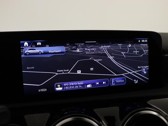 Mercedes-Benz A-KLASSE 250 e Business Line | Verwarmde stoelen vooraan | Extra USB-poorten | Zitcomfortpakket | Achteruitrijcamera | Dodehoekassistent | Spiegelpakket | Parkeerpakket met achteruitrijcamera |