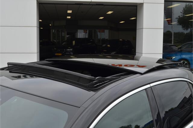 Mercedes-Benz A-KLASSE 250 e Pano | Widescreen | a.Camera | Adaptive Cruise | Carplay | Stoelverwarming | Getint glas