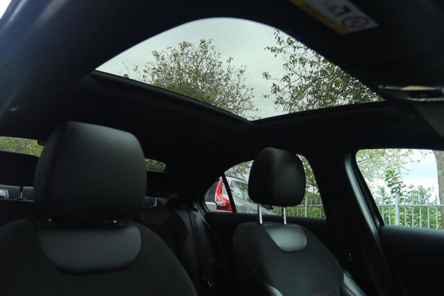Mercedes-Benz A-KLASSE 250E BUSINESS SOLUTION AMG LIMITED | PANO | KEY-LESS | CARPLAY | TREKHAAK | CAMERA | MEMORY
