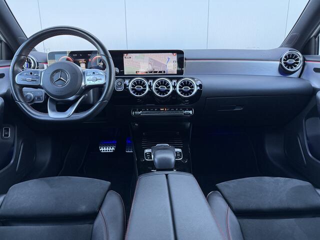 Mercedes-Benz A-KLASSE 180 Business Solution AMG-Pakket Automaat