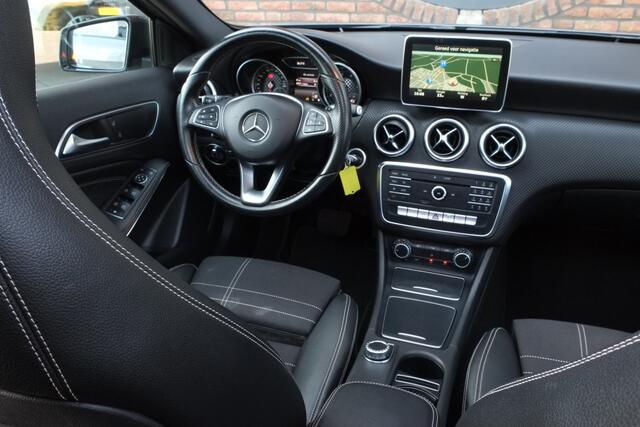 Mercedes-Benz A-KLASSE 180 Prestige Panoramadak, Trekhaak, Dodehoek detectie