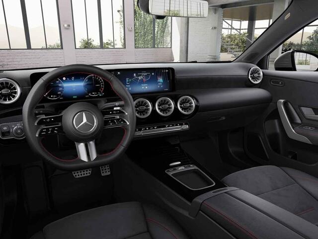 Mercedes-Benz A-KLASSE Hatchback 250 e Business Solution AMG