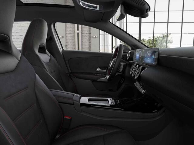 Mercedes-Benz A-KLASSE Hatchback 250 e Business Solution AMG