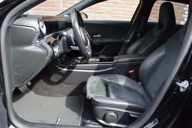 Mercedes-Benz A-KLASSE 250 e AMG Led Panorama Distronic Burmester Camera 360 Night Pdc