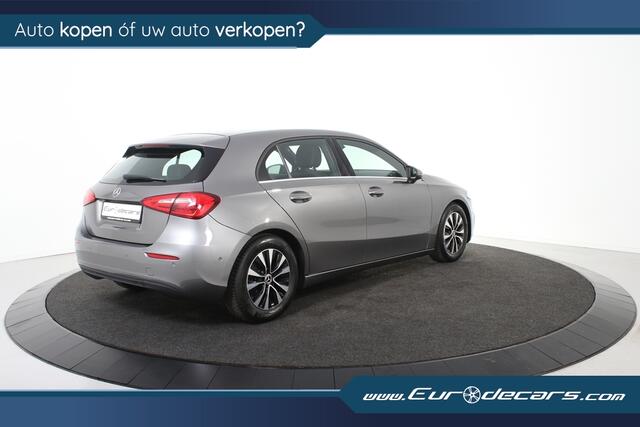 Mercedes-Benz A-KLASSE 180 Business Solution *1ste Eigenaar*Navigatie*Parkassist*