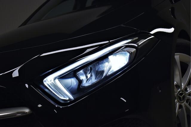 Mercedes-Benz A-KLASSE 220 4MATIC 191pk Automaat Premium CarPlay/Virtual/Camera/Navi/Led/H.Leer/Pdc/Trekhaak