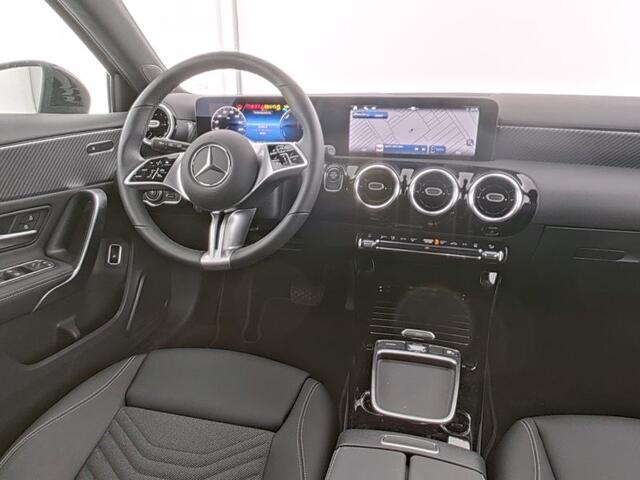 Mercedes-Benz A-KLASSE 250 e Plug-In Hybride Progressive Line Advanced | Night Pakket | Ledkoplampen.