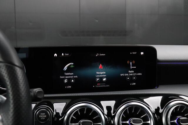 Mercedes-Benz A-KLASSE 180 AMG | LEDER | PANO-DAK | HEAD-UP | 360° CAMERA | CRUISE | NAVI |