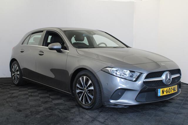 Mercedes-Benz A-KLASSE 180 d Premium |Navi|Camera|