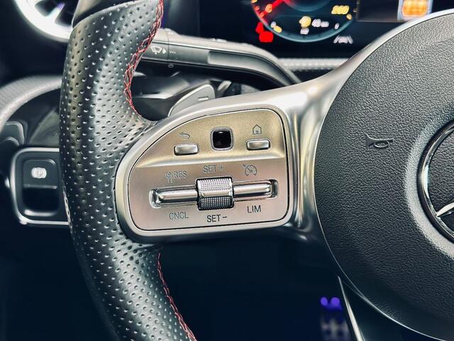 Mercedes-Benz A-KLASSE 250 e AMG ** LED, MBUX+, MAGNO GRAU, PANORAMA, 19-inch LMV, NIGHT, DODE HOEK ** 1e EIG - UNFALLFREI ** ** INFORMEER OOK NAAR ONZE AANTREKKELIJKE FINANCIAL-LEASE TARIEVEN **