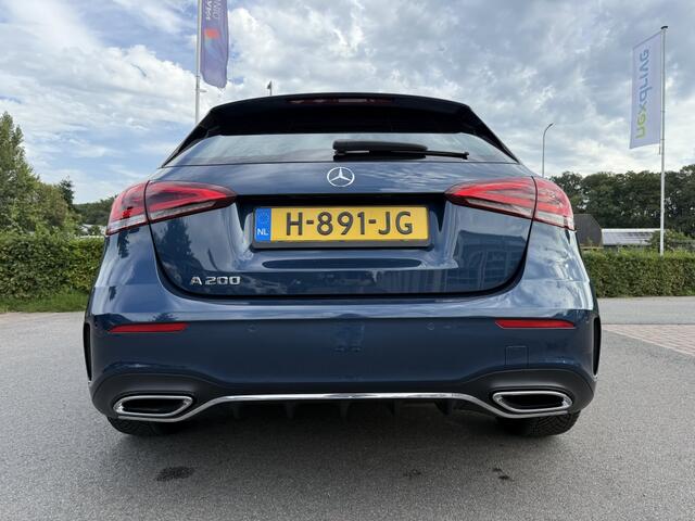 Mercedes-Benz A-KLASSE 200 Bns Sol. AMG Upg