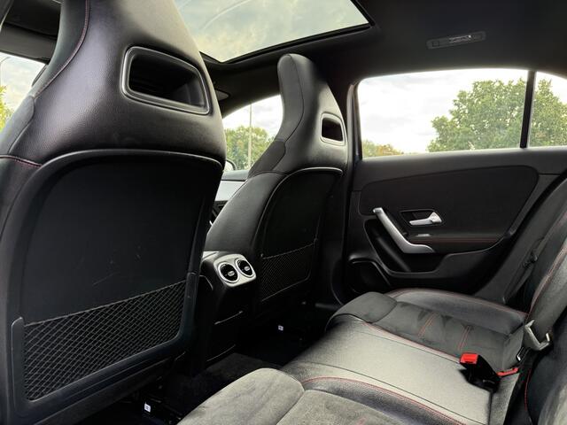 Mercedes-Benz A-KLASSE 200 Bns Sol. AMG Upg