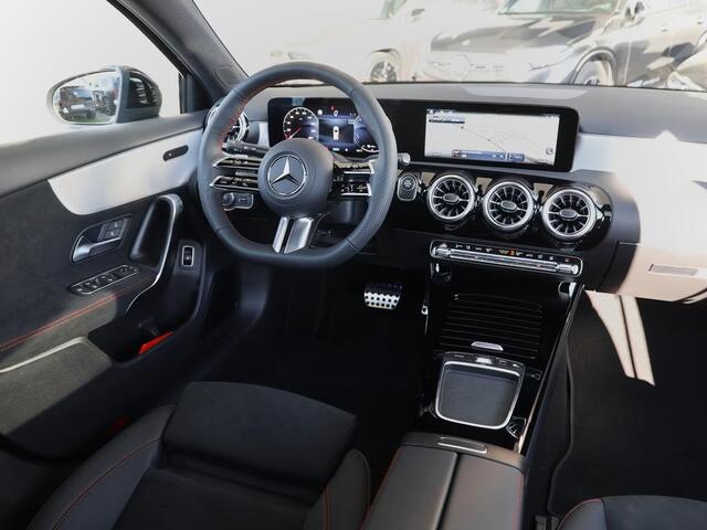 Mercedes-Benz A-KLASSE 250e AMG ** LED, MBUX+, PANORAMA, NIGHT, TREKH, WINTER, 19-inch LMV ** 1e EIG - ex MB-AG - UNFALLFREI ** ** INFORMEER OOK NAAR ONZE AANTREKKELIJKE FINANCIAL-LEASE TARIEVEN **